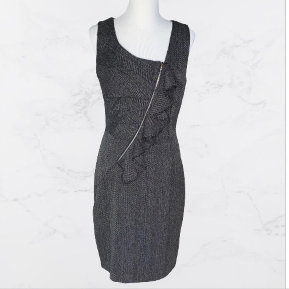 Lily Fitted Sheath Dress Size Med NWT!!!